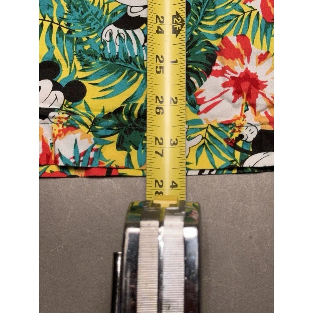Disney Hawaiian Shirt Mens M Mickey Mouse Hibiscus Short Sleeve Button Up Floral